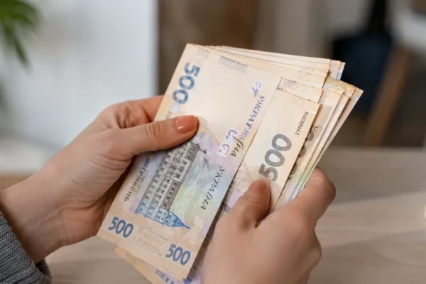 Скільки податку за землю сплатили українці у першому півріччі 2026