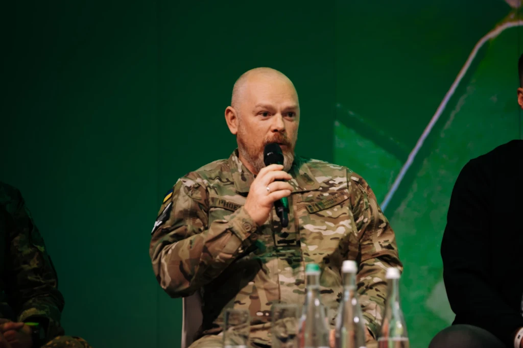 Юрій Фенікс під час дискусії на події Автономія дронів від IRON Cluster