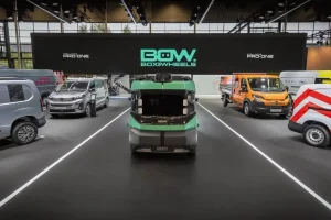 Stellantis представив безпілотну вантажівку BOW Concept