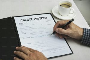 Прострочення кредиту: склад заборгованості, реструктуризація та позов