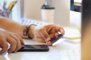 Шахрайський онлайн-кредит: цифрові сліди й оскарження чужого договору